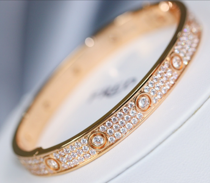 [TGKT-B26] Brazalete Cartier Love circonias oro amarillo