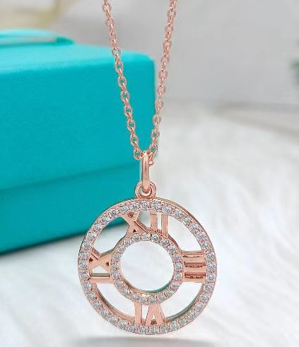 [N0086-1] Collar Tiffany Atlas Numeración Romana Oro Rosa