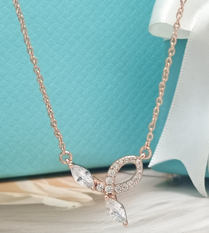 [N0213-1] Collar Tiffany Lazo Hojas Marquise Oro Rosa