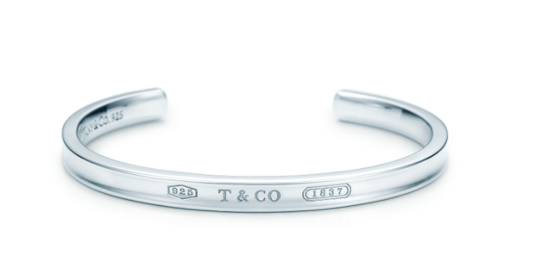 Brazalete Tiffany placa grabada plateado angosto