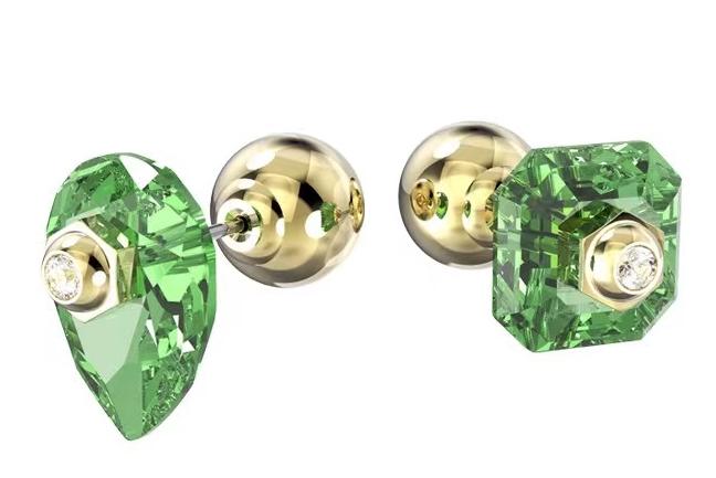 Aretes Swarovski Dispares Verdes Pera y Esmeralda
