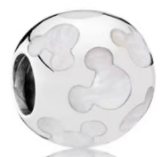 [791818MOP] Charm Pandora bola siluetas Mickey nácar blanco