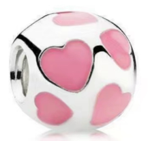 Charm Bola Corazones Rosa sobre Blanco