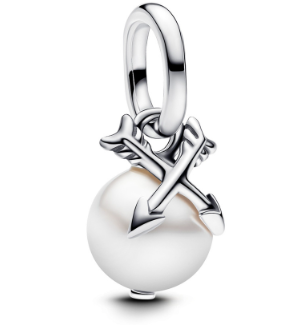 [793598C01] Charm perla con flechas cruzadas de Cupido