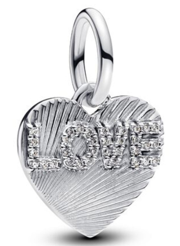 Charm colgante corazón grabado LOVE en pavé
