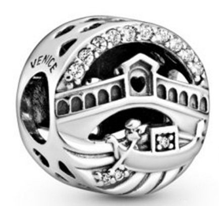 Charm calado Venecia góndola y puente plata