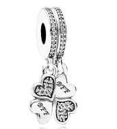Charm colgante trébol corazones pavé