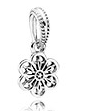 Charm colgante flor calada Pandora