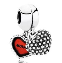 Charm colgante doble corazón Mother esmalte rojo y plata texturizada Pandora