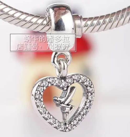 Charm colgante corazón pavé silueta Campanita Disney Pandora