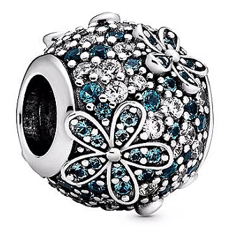 Charm Pandora pavé azul con flores plateadas