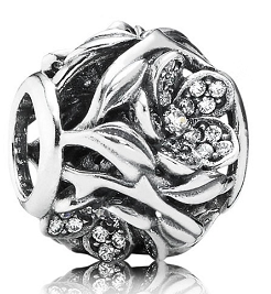 Charm calado hojas y flores circonias