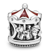 Charm Pandora carrusel techo rojo