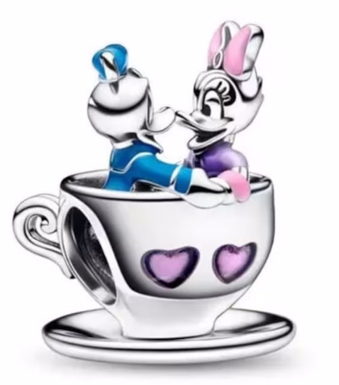 Charm Disney Donald y Daisy en taza de té