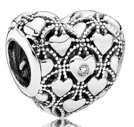 Charm Pandora corazón texturizado mini corazones