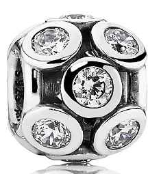 Charm Pandora circonias blancas en bisel
