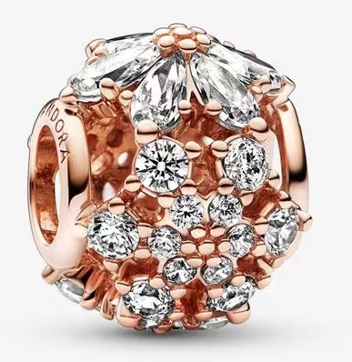 Charm bola floral pavé baño oro rosa Pandora