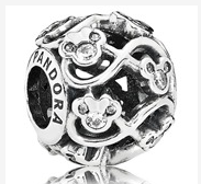 Charm corazón filigrana plata