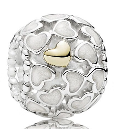 Charm bola corazones Pandora esmalte blanco acento dorado