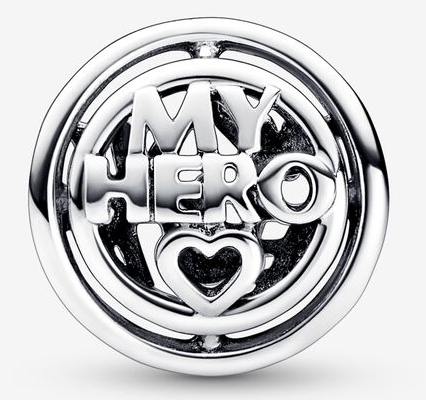 Charm Pandora texto My Hero con corazón