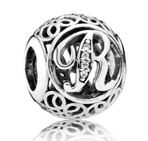Charm Pandora Letra R Filigrana Pavé