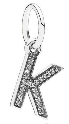 Charm colgante letra K pavé circonias Pandora