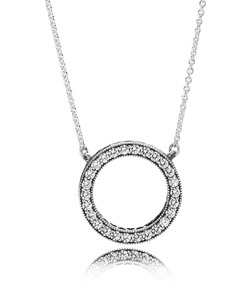 Collar Pandora Círculo Pavé Ancho Plata