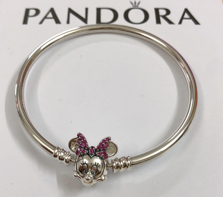 Brazalete rígido Pandora Disney Minnie lazo pavé rosa