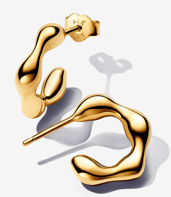Aretes Pandora Aro Orgánico Baño Dorado
