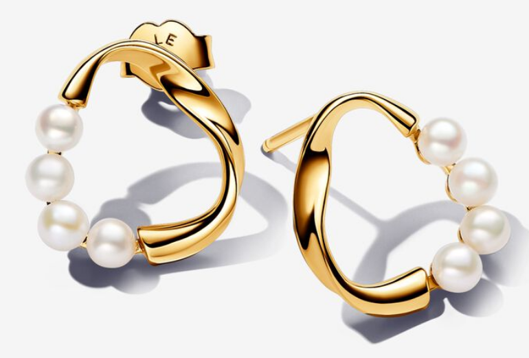 [263276C01] Aretes Pandora Aro Torcido Perlas Dorado