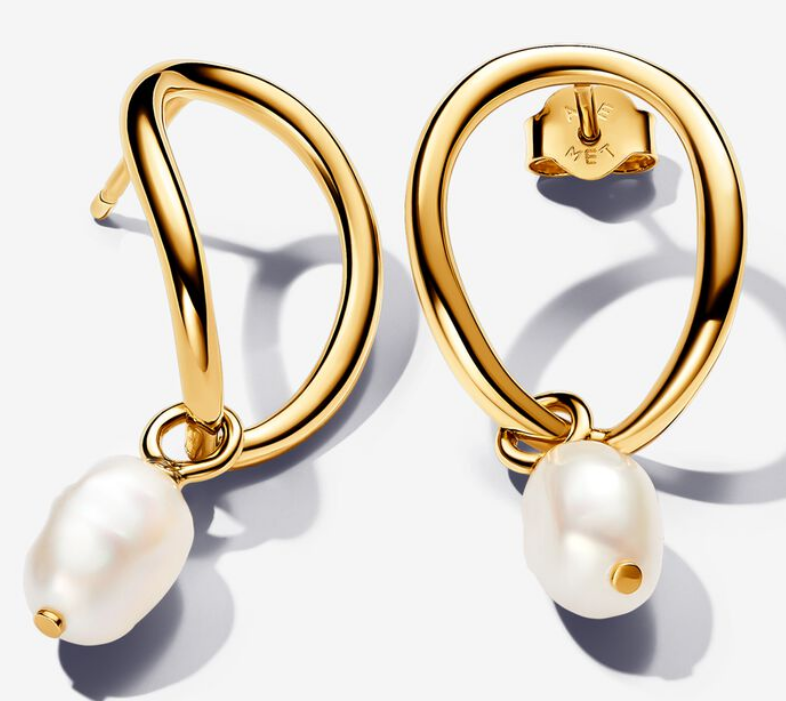 [263281C01] Aretes Pandora Aro Ovalado Perla Barroca Dorado