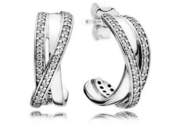 Aretes Pandora aro cruzado plata con pavé