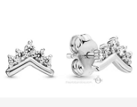 Aretes Pandora chevron plata con circonias en gradiente