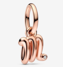 Charm colgante letra M baño oro rosa con circonia